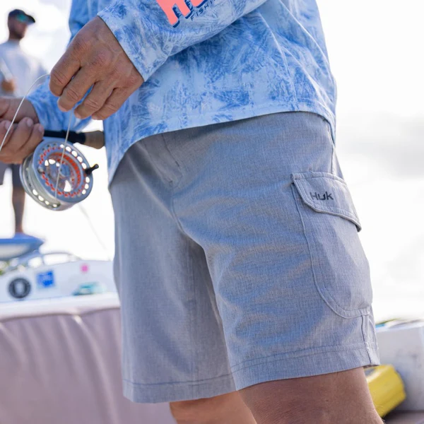 huk fishing shorts